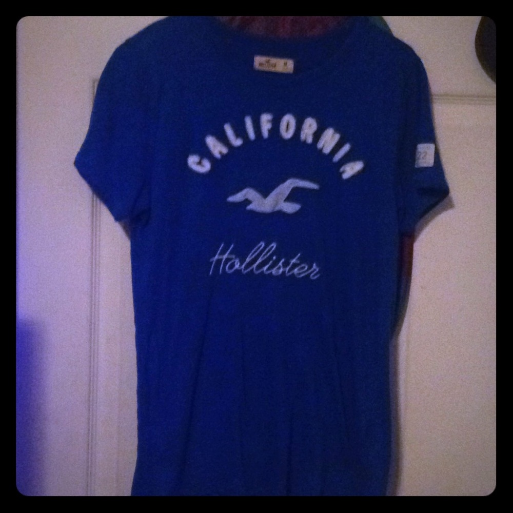Hollister shirt!